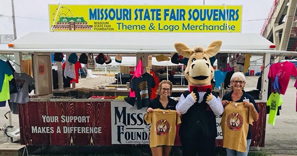 Missouri State Fair Official Souvenirs booth